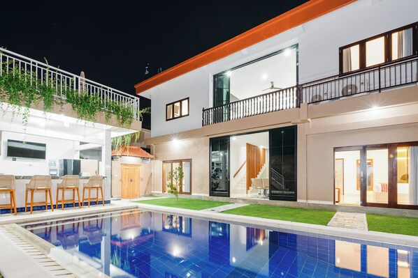 Piscina