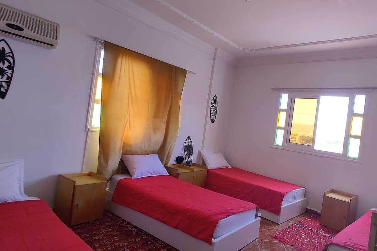 Deluxe Shared Dormitory, Ocean View