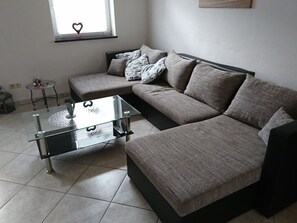 Living area - Rednak Modern Retreat (Polch)