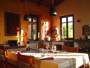 Apartment | Dining