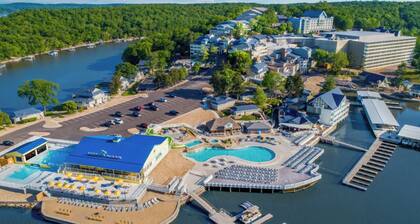 Lakefront Stargazer - Fireplace - Desk - King & Queen Beds - Stunning Views