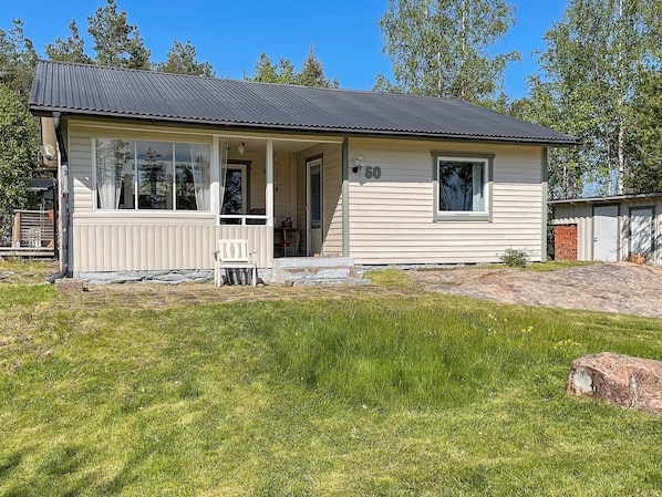 House | Exterior - 8 Person Holiday Home in Kristinehamn (Kristinehamn)
