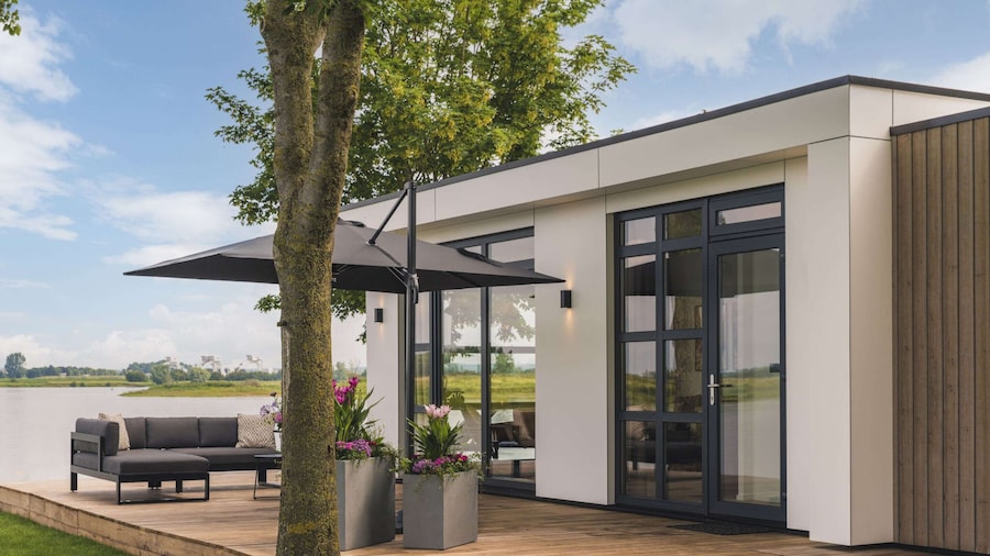 Cozy Riverside Escape