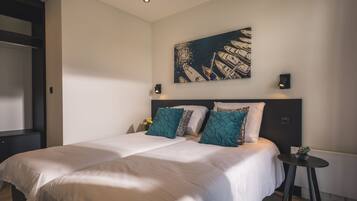 2 habitaciones, muebles diferentes y ropa de cama