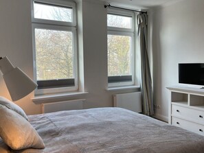 Hus | 2 sovrum och strykjärn/strykbräda