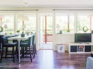 House | Dining