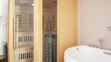 House | Bathroom