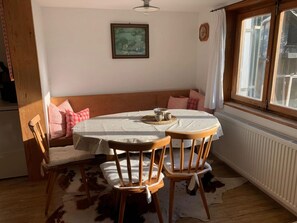 Tempat makan