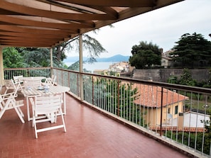 House | Exterior - Belvilla by OYO Villa Teodora (Anguillara Sabazia)