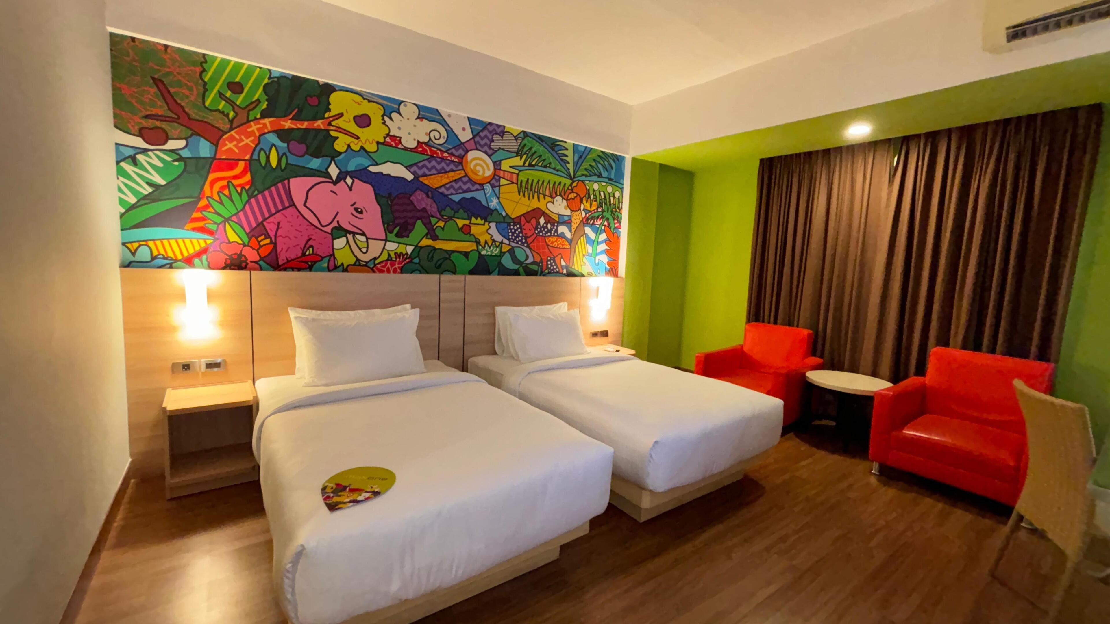 Superior Twin Room | Desk, blackout drapes, free WiFi, bed sheets