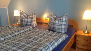 House | 2 bedrooms, individually furnished, iron/ironing board