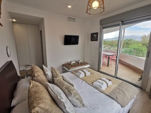 Apartment | 2 bedrooms, bed sheets