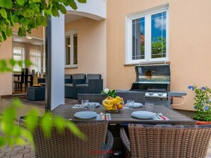 Dining - Andrea Comfortable Holiday Residence (Marcana)