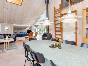 House | Dining
