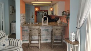 Interior - Top floor condo in N. Topsail Beach. Views of the beach & Intracoastal Waterway! (North Topsail Beach)