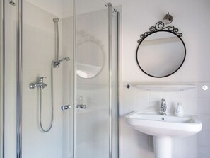 House | Bathroom - Old Bakery - Former Stable (Hinte)