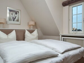 3 bedrooms, individually furnished - Holiday Home Hiirlonhus (Wenningstedt-Braderup)