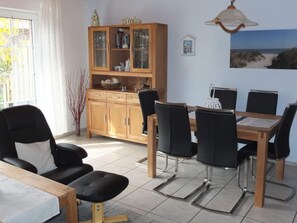 Dining - Holiday Home Kaptain's Bunk (Wittmund)