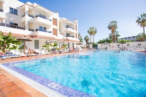 House | Pool | Outdoor pool