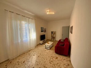 House | Living room - Belvilla by OYO Casaamare (Bagheria)