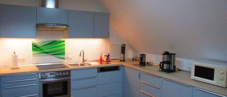 Apartment | Eigene Küche | Hochstuhl