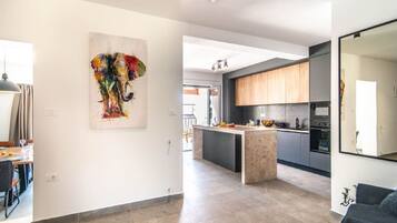 Villa | Private kitchen | Electric kettle, toaster