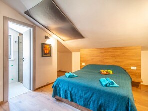 Villa | 7 bedrooms, individually furnished, bed sheets