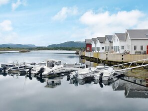 House | Exterior - 6 Person Holiday Home in Bud (Averoy)