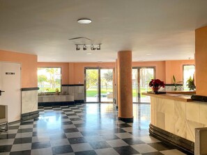 Reception - Belvilla by OYO Apartamento Brisa de Ma!laga (Málaga)