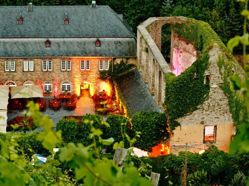 Sartoris Comfortable Holiday Residence