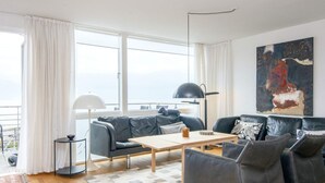 Ảnh chưa phân loại, 5 trong số 43 ảnh, nút