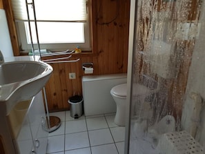 Bathroom - Lovely Apartment in Extertal (Extertal)