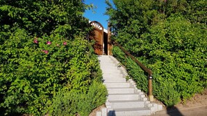 Ngoại thất
