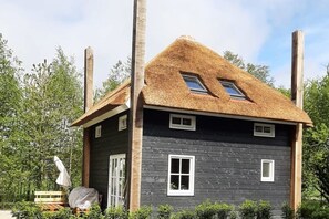 House | Exterior - Comfortable Holiday Home With Garden (Wierden)