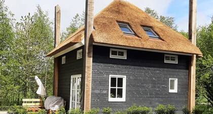 Comfortable Holiday Home With Garden