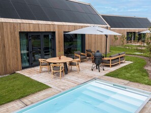 Pool - Apartment in Gelderland Near Nature Trails (Hengelo)