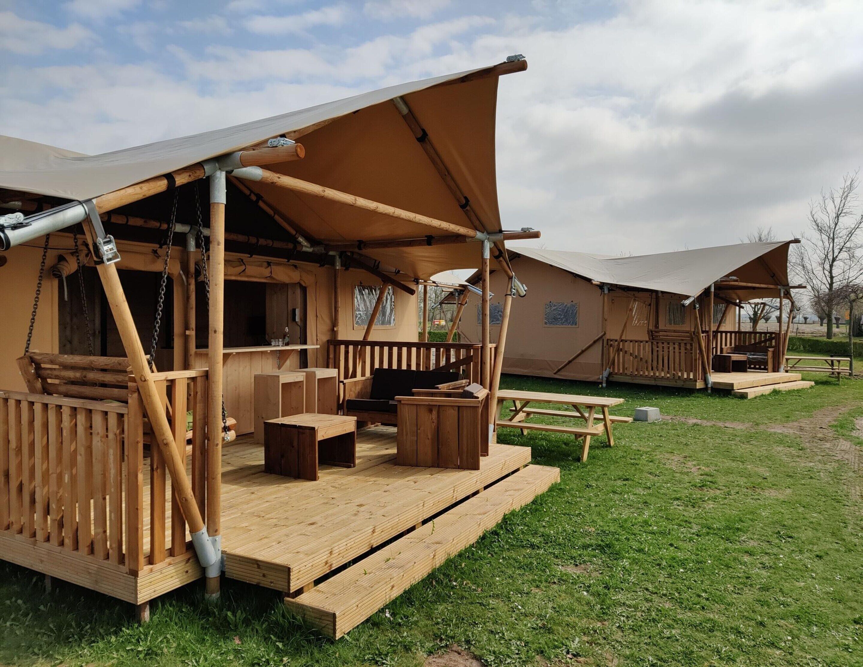 Tent | Exterieur