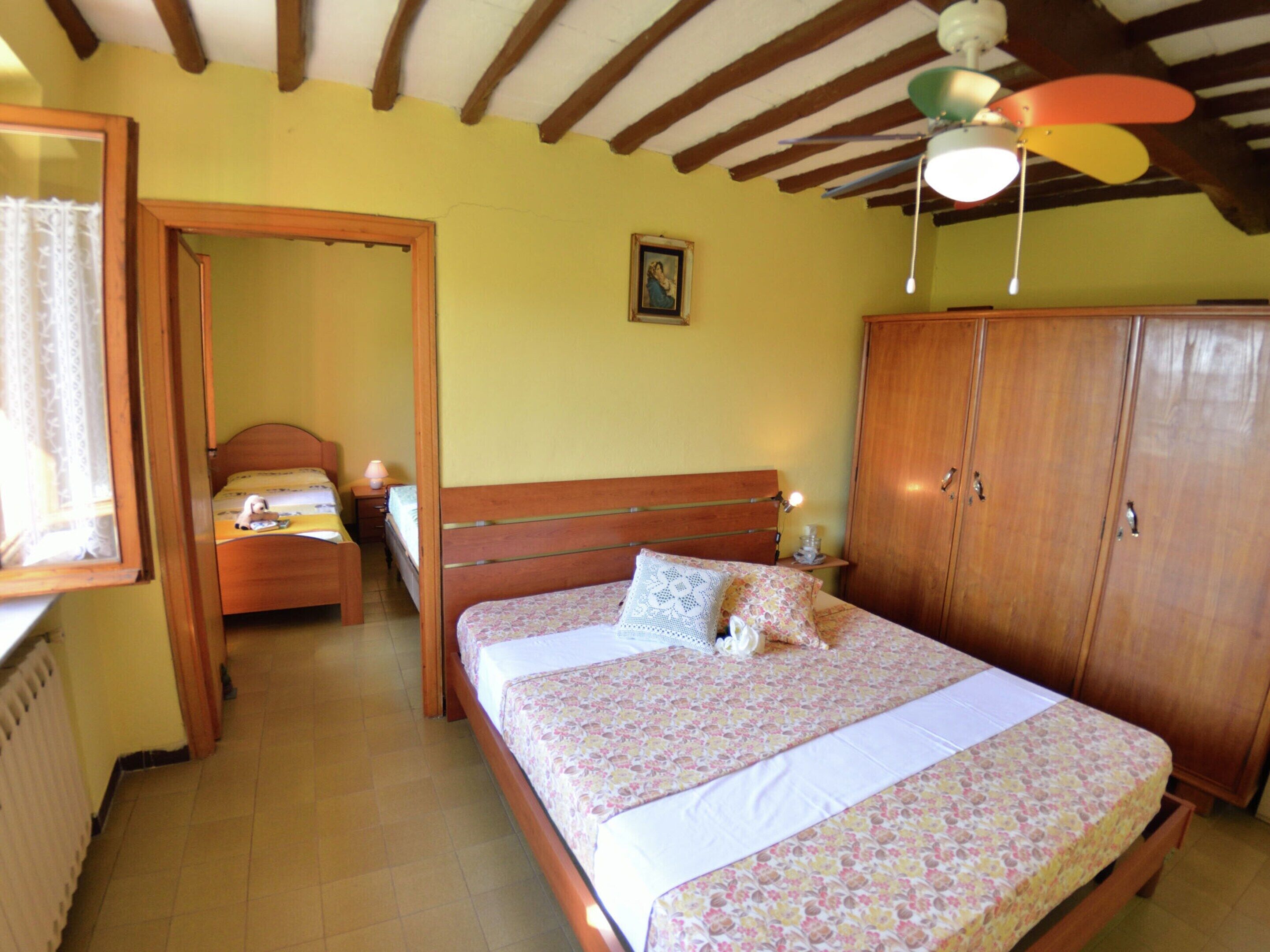 Cottage | 2 bedrooms, individually furnished, bed sheets