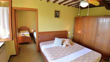 2 bedrooms, individually furnished, bed sheets