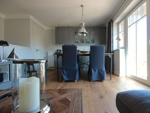 Living area - Captain House Wangerooge - Nautik Suite (Wangerooge)