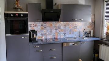 Apartment | Private kitchen | Electric kettle