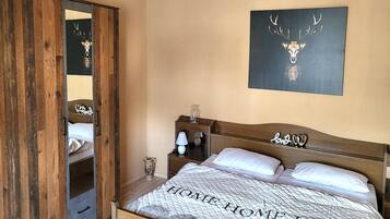 Apartemen | 1 kamar tidur dan dilengkapi dengan perabotan berbeda-beda