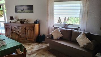 Apartment | Living room
