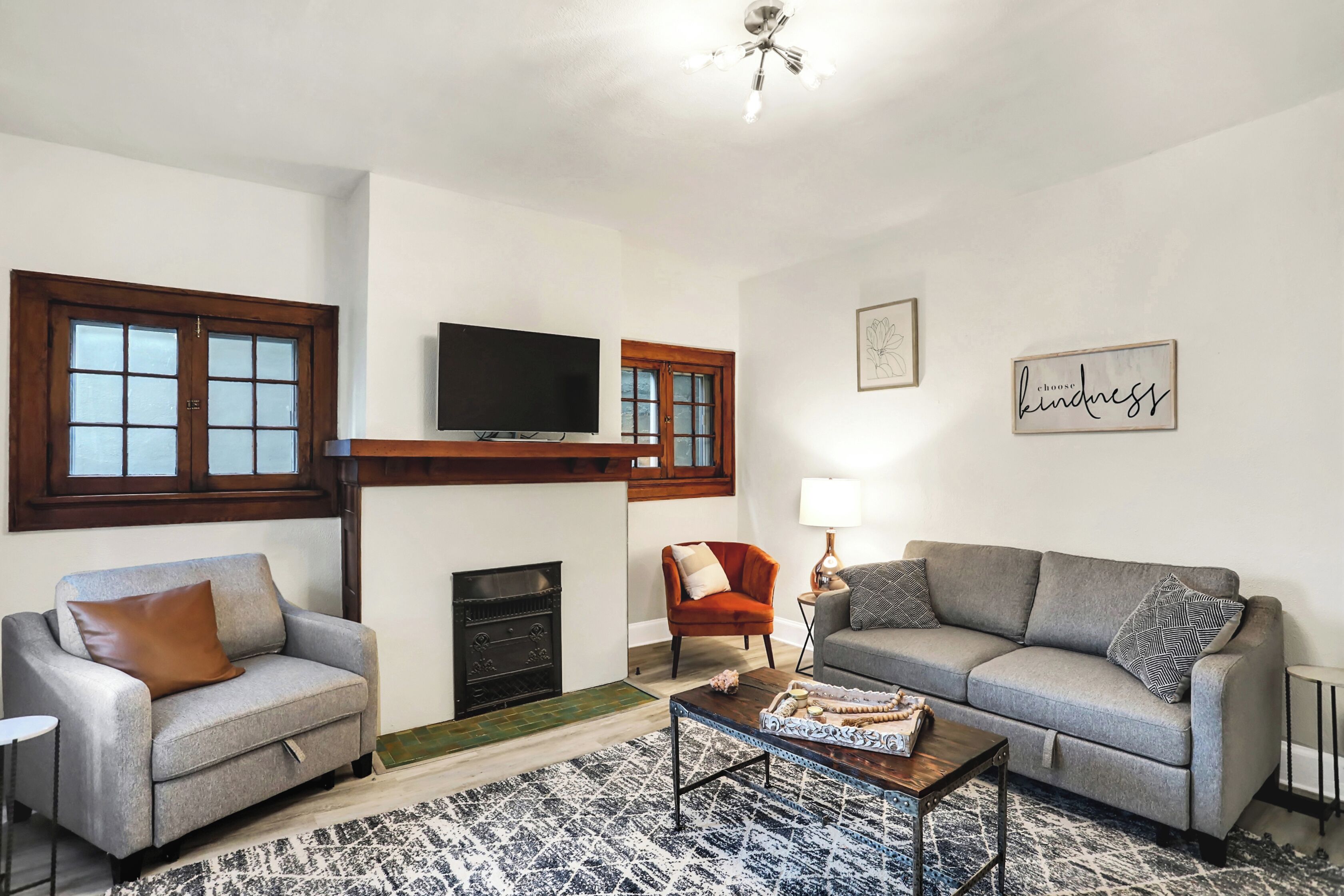 Nice and Quiet Apartment, 5 min from Bottleworks and Mass Ave!