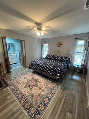 3 間睡房、熨斗/熨衫板、可攜式嬰兒床、Wi-Fi