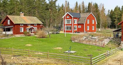 10 Person Holiday Home in Hedesunda