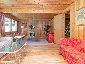 House | Dining - 8 Person Holiday Home in Frederiksvaerk (Frederiksvaerk)