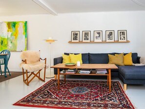 House | Interior - Charming Village Retreat - By Traum Ferienwohnungen (Ulfborg)