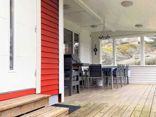 6 Person Holiday Home in Hakenaset-by Traum