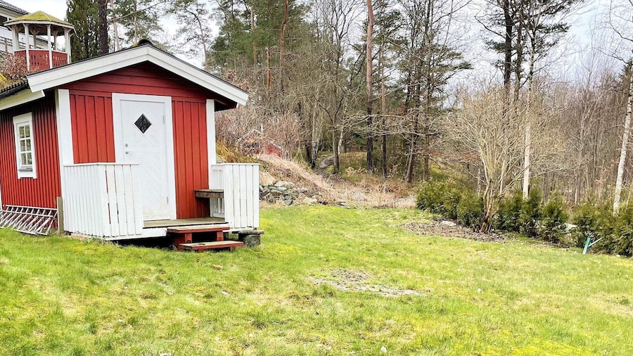 6 Person Holiday Home in Hakenaset-by Traum